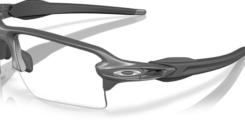 Oakley Flak 2.0 XXL clear to black iridium photochromic, steel