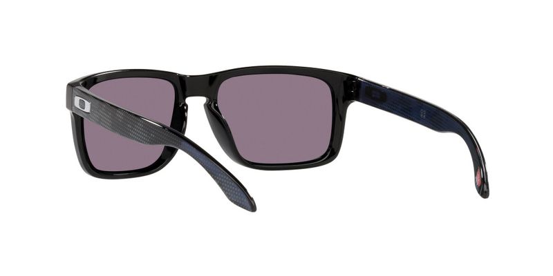 Oakley Holbrook High Resolution Collection